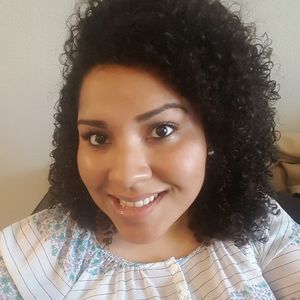 Meet your Posher, Chrystal